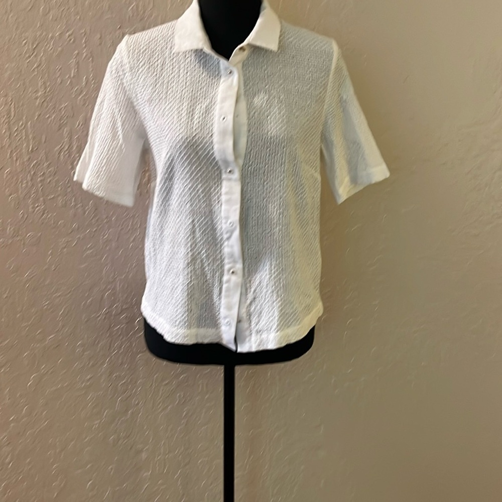 SUNCOO White Short-Sleeve Button-Down Textured Top